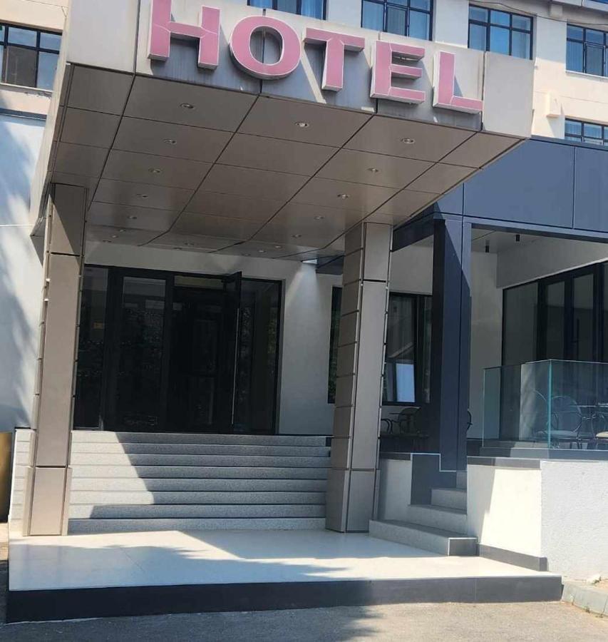 Hotel Vaslui Eksteriør billede